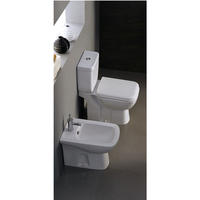 YS22212S Toilet keramik 2 bagian desain retro, toilet cuci P-trap yang dipasang rapat;